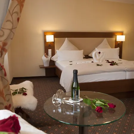 Stadt-gut-hotel Goldener Adler 3*