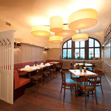 Hotel Stadt-gut-hotel Goldener Adler 3*