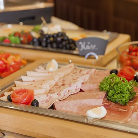 Stadt-gut-hotel Goldener Adler