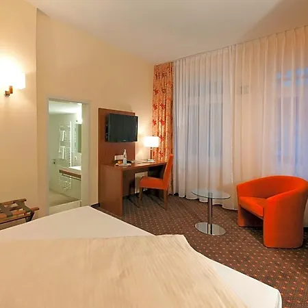 Stadt-gut-hotel Goldener Adler 3*