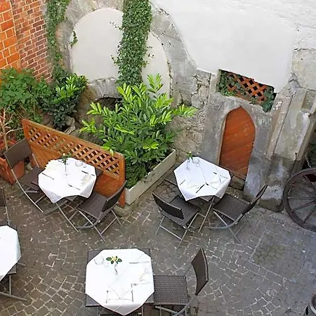 Hotel Stadt-gut-hotel Goldener Adler 3*