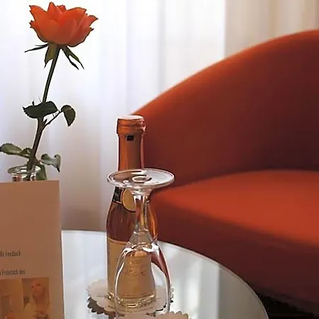 Stadt-gut-hotel Goldener Adler 3*