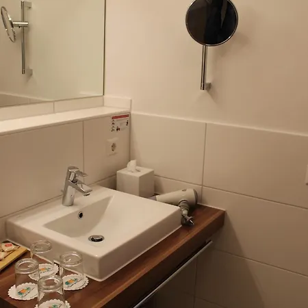 Stadt-gut-hotel Goldener Adler Hotel