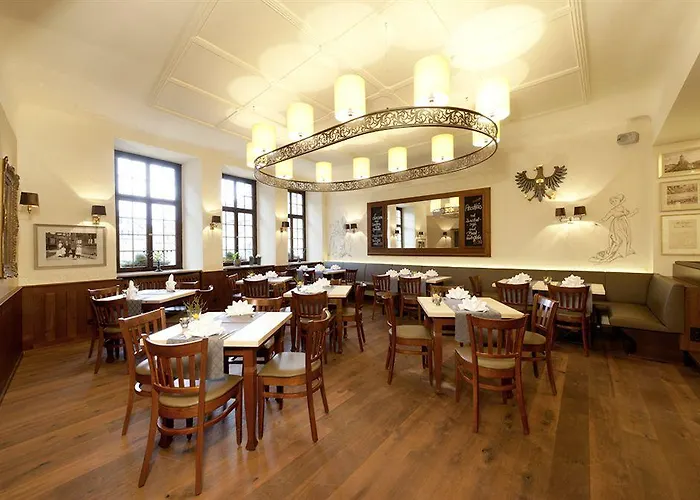 Stadt-gut-hotel Goldener Adler فندق Schwäbisch Hall